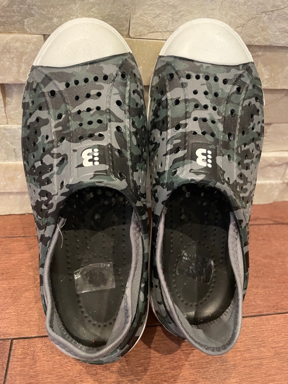 Bench Kids Camouflage Slip-On Sneakers - Grey Camo with White Toe